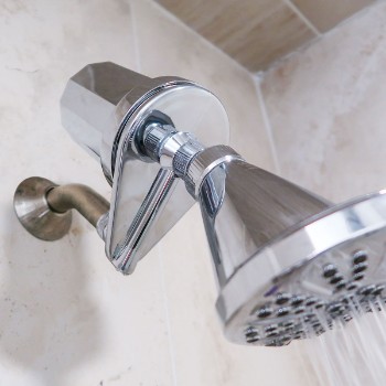 Signs that Show Your Shower Filter Needs Replacement